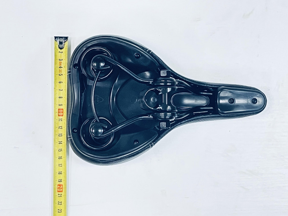 Сиденье 250*150 на пружинах спорт AZ-049-A, код 40403