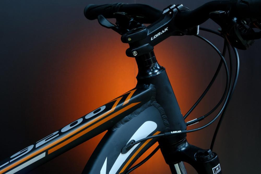 Lorak Sel 9200 Матовый Чёрный/Коричневый 21р (на раму 183-190)