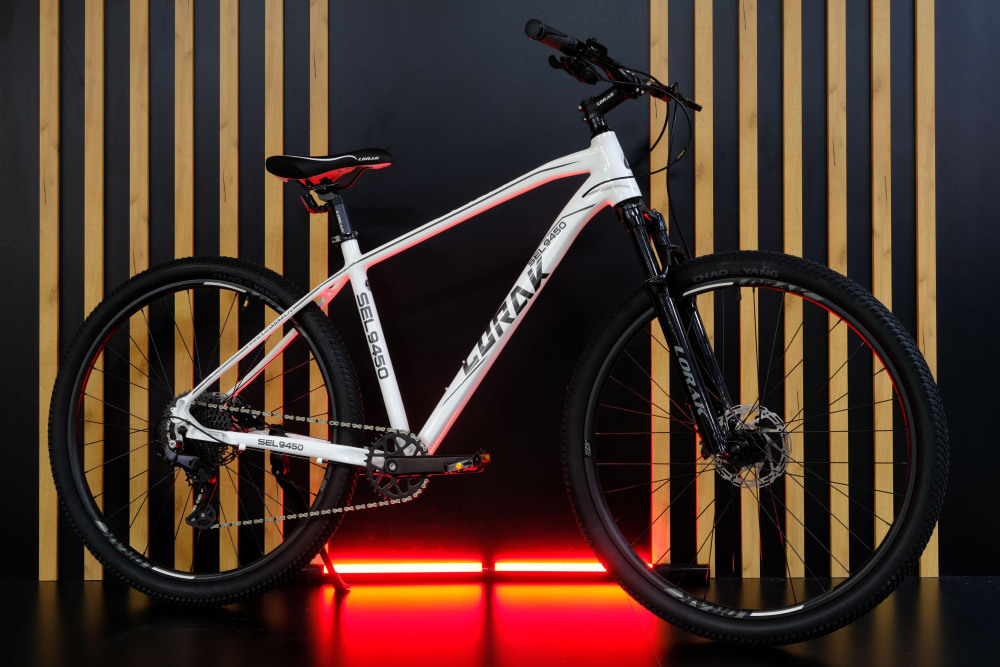 LORAK Sel 9450 SE Белый рама 19 (на рост 171-182)